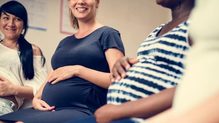 Best Birthing Classes Compared Mama Natural Bradley Lamaze