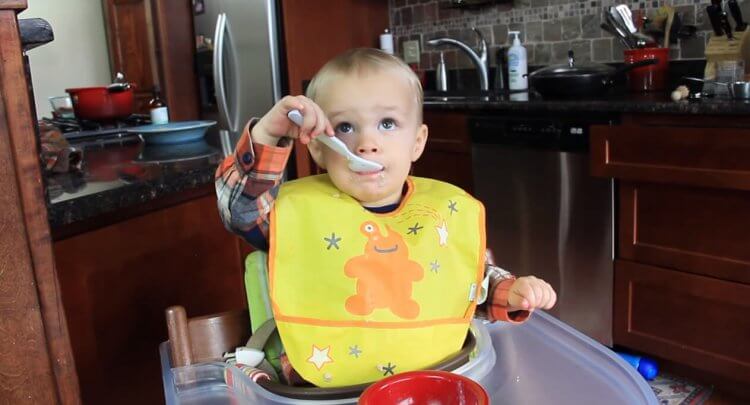 Best Oatmeal Ever by Mama Natural Featured