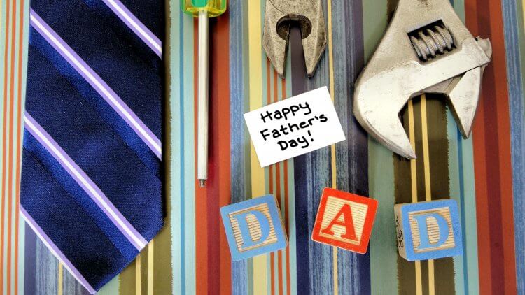 Finding the right Father's Day gift is always a real challenge for me. This year I scoured Pinterest for ideas, and here are my favorites :)