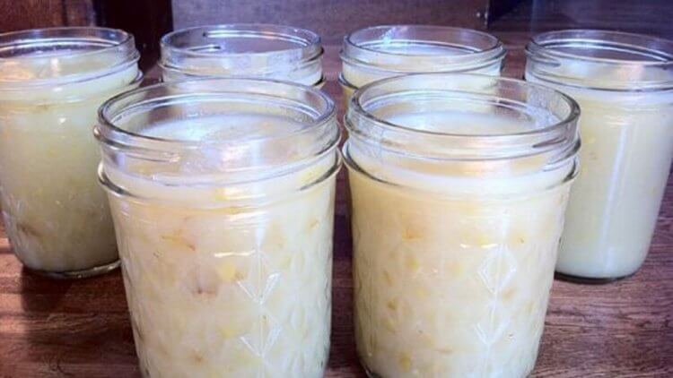 Delicious, #protein rich #pudding #recipe featuring #pears from http://MamaNatural.com