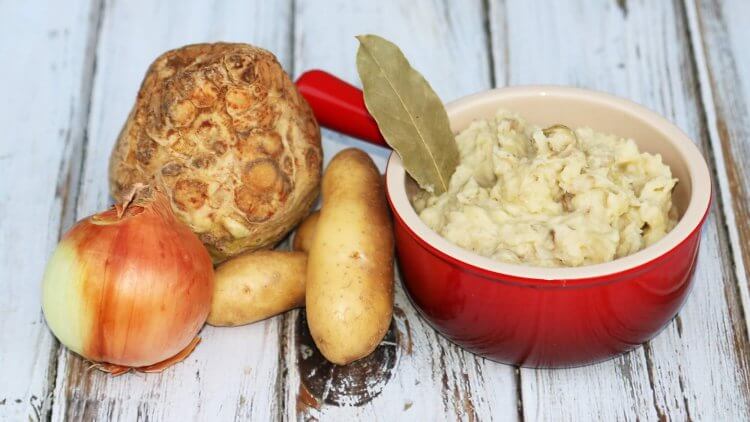 Savory, Lower-Carb Mashed Potatoes with Celery Root by Mama Natural