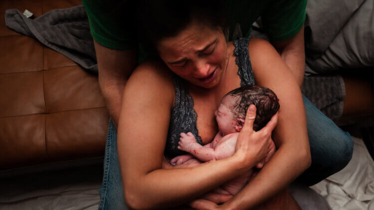 Understanding the stages of labor is a key part of your birth preparation. Here are all the stages of labor explained, plus what to do during each one.